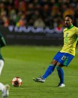 炸金花-巴西后卫谈高原作战：冲刺跑后喘不过气+赛后吸氧 现在还在不停嗽