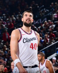 祖巴茨：我们休赛期补强了所有弱点，球队比上赛季强多了