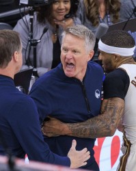 炸金花-键盘侠|裁判在乱吹方面遥遥领先！NBA是想阻止雷霆拿好签才这样？