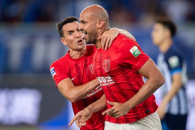 1740130811317091821.jpg (体育)(3)足球——中超:武汉三镇平成都蓉城XxjpseC007212_20240720_PEPFN0A001.jpg